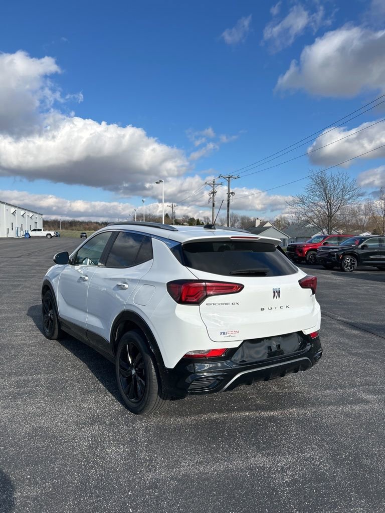 Used 2024 Buick Encore GX Sport Touring FWD image 11