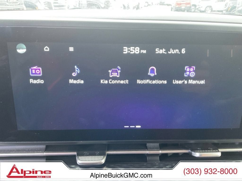 Used 2024 Kia Carnival SX Prestige FWD image 17