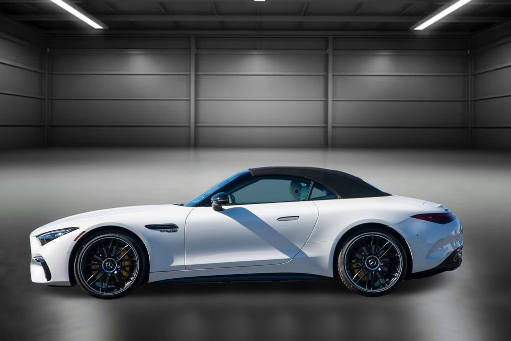 New 2026 Mercedes-Benz SL 63 AMG 4MATIC image 6