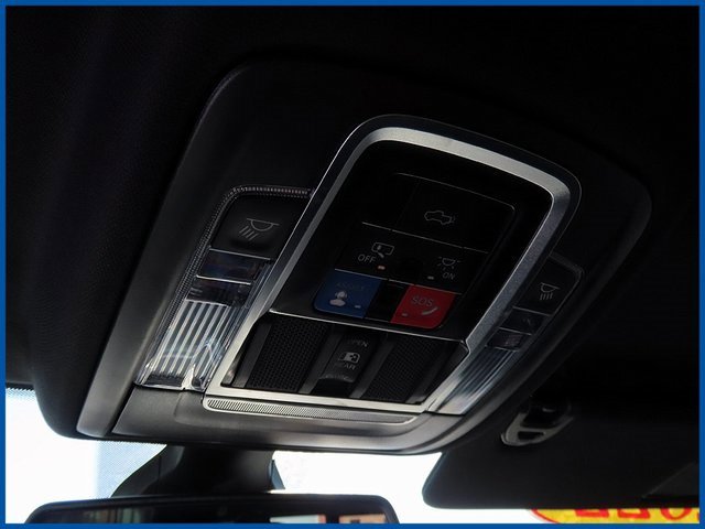 Certified 2022 RAM 3500 Laramie image 19