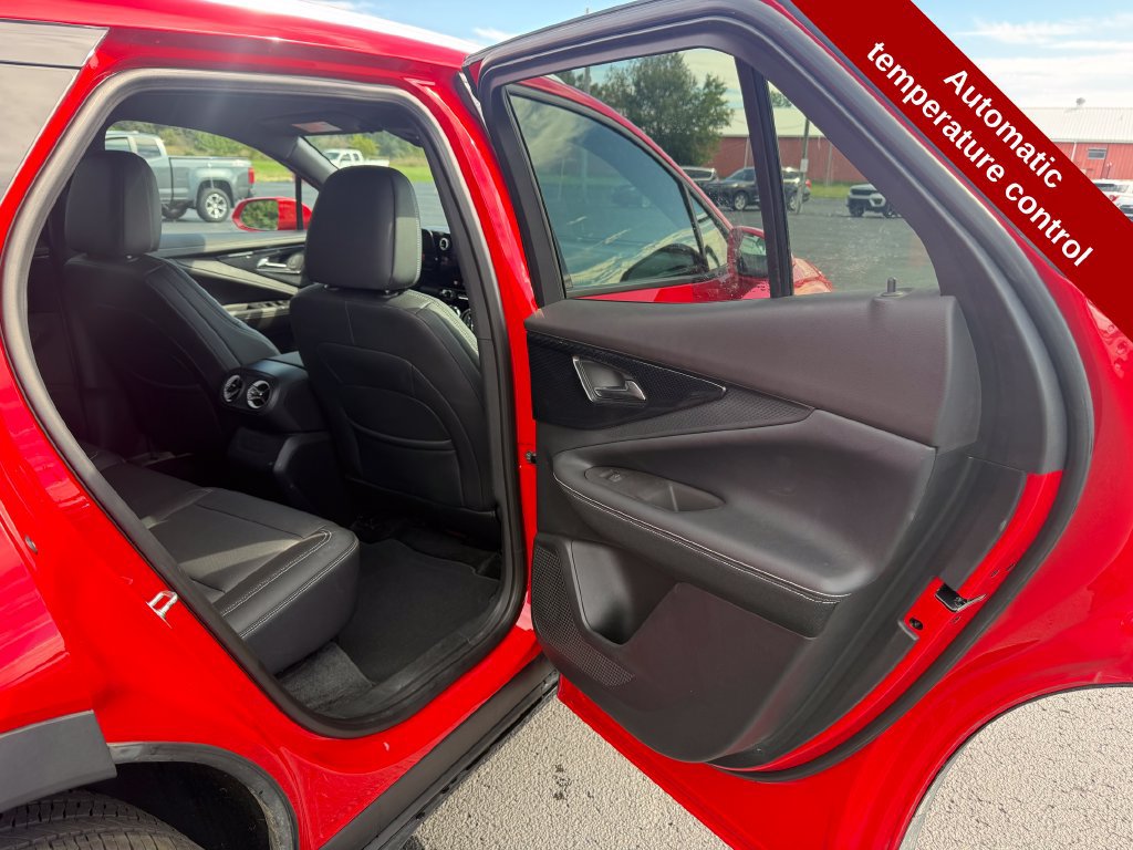 Used 2024 Chevrolet Blazer EV LT AWD/4WD image 38