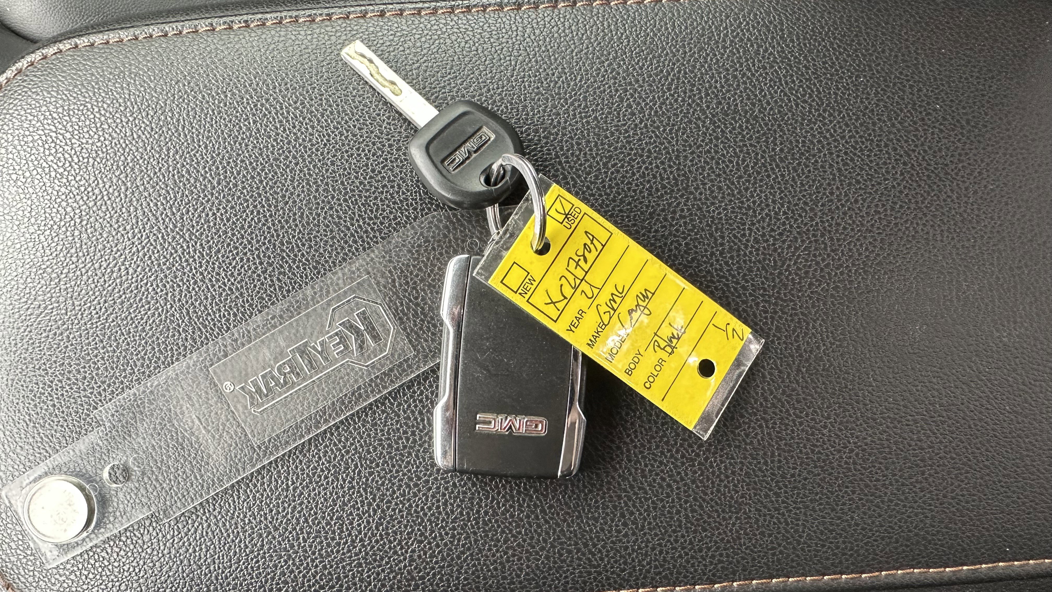 Used 2021 GMC Canyon AT4 w/ Driver Alert Package image 35