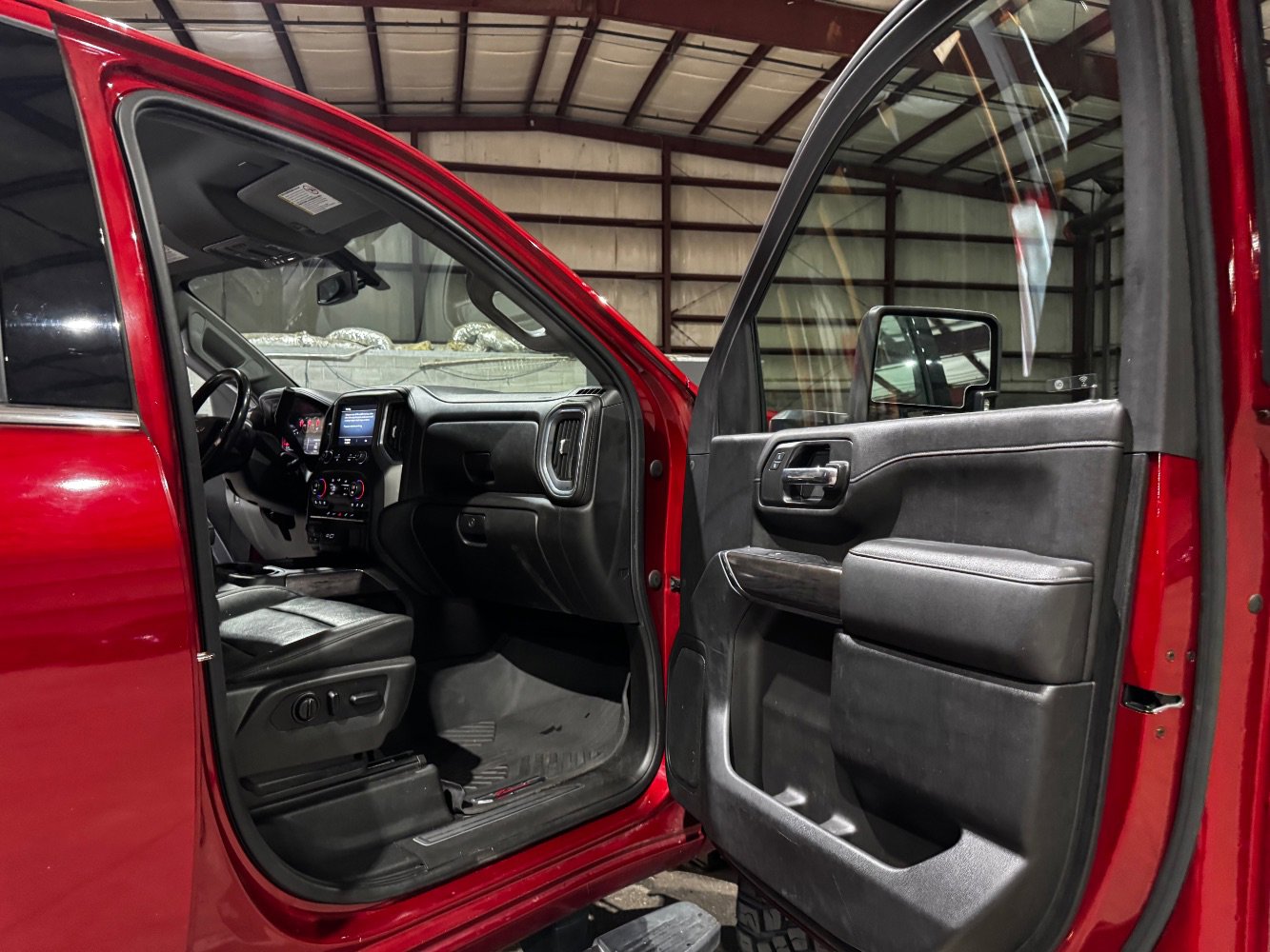 Used 2021 Chevrolet Silverado 2500 LTZ image 25