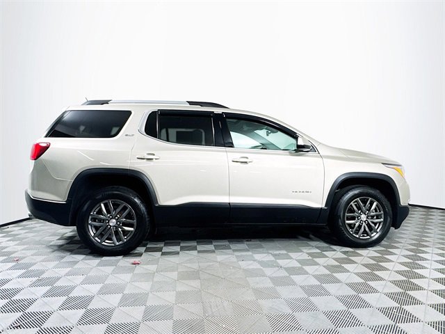 Used 2017 GMC Acadia SLT image 9
