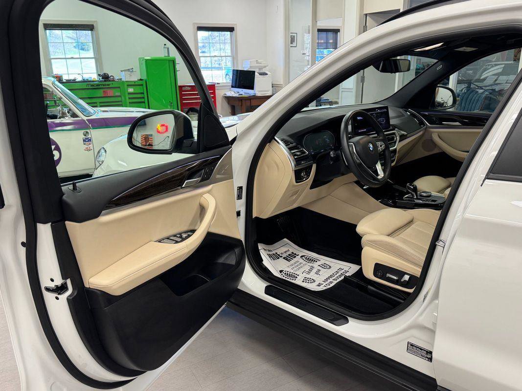 Used 2022 BMW X3 xDrive30i w/ Convenience Package image 11