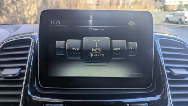 Used 2018 Mercedes-Benz GLE 350 4MATIC image 34