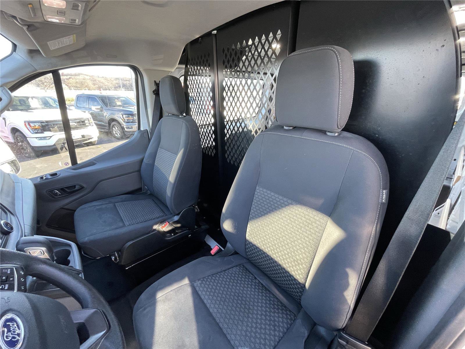 Used 2024 Ford Transit 250 Low Roof w/ Exterior Upgrade Package RWD image 17