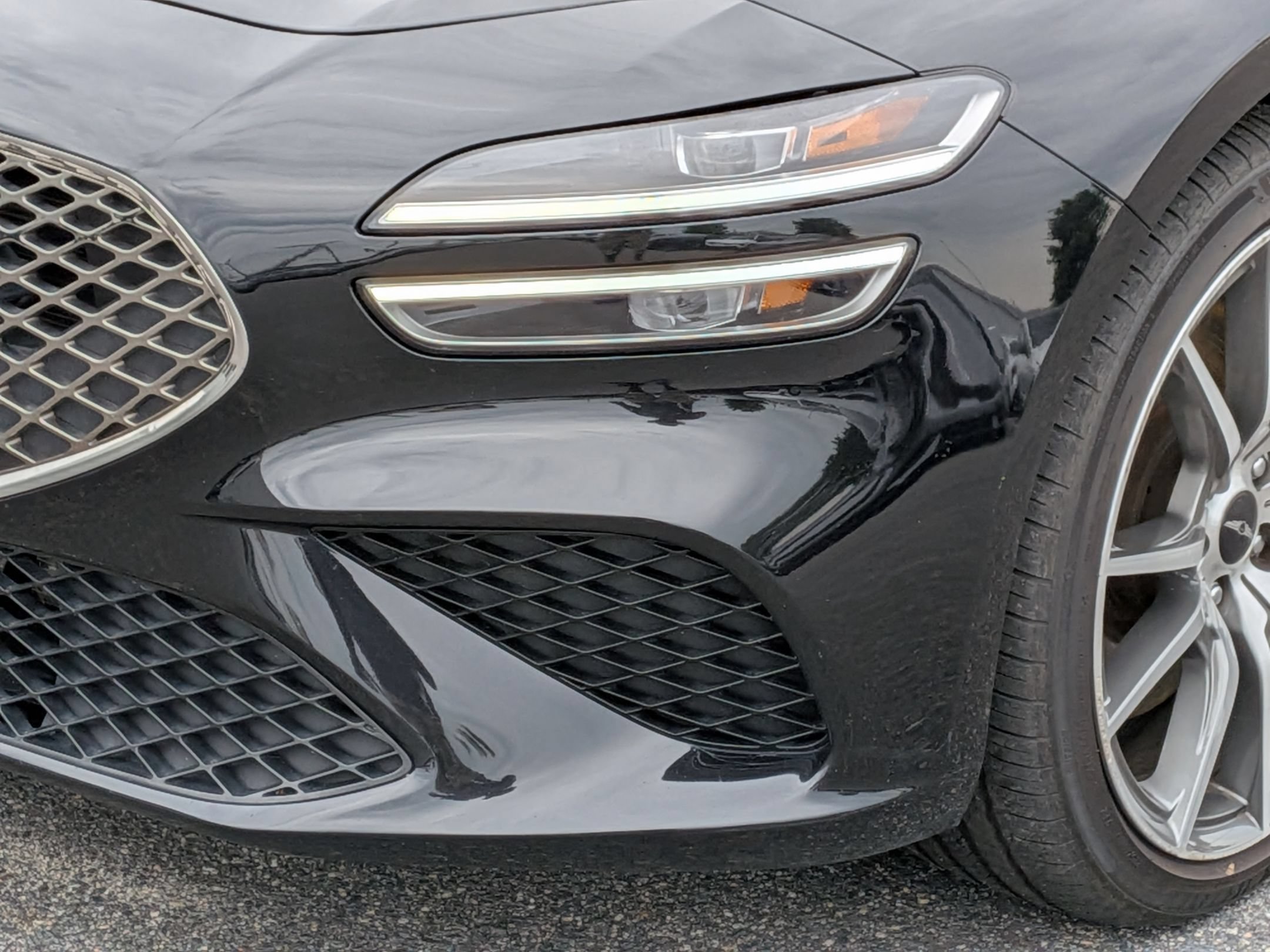 Used 2024 Genesis G70 2.5T RWD image 9