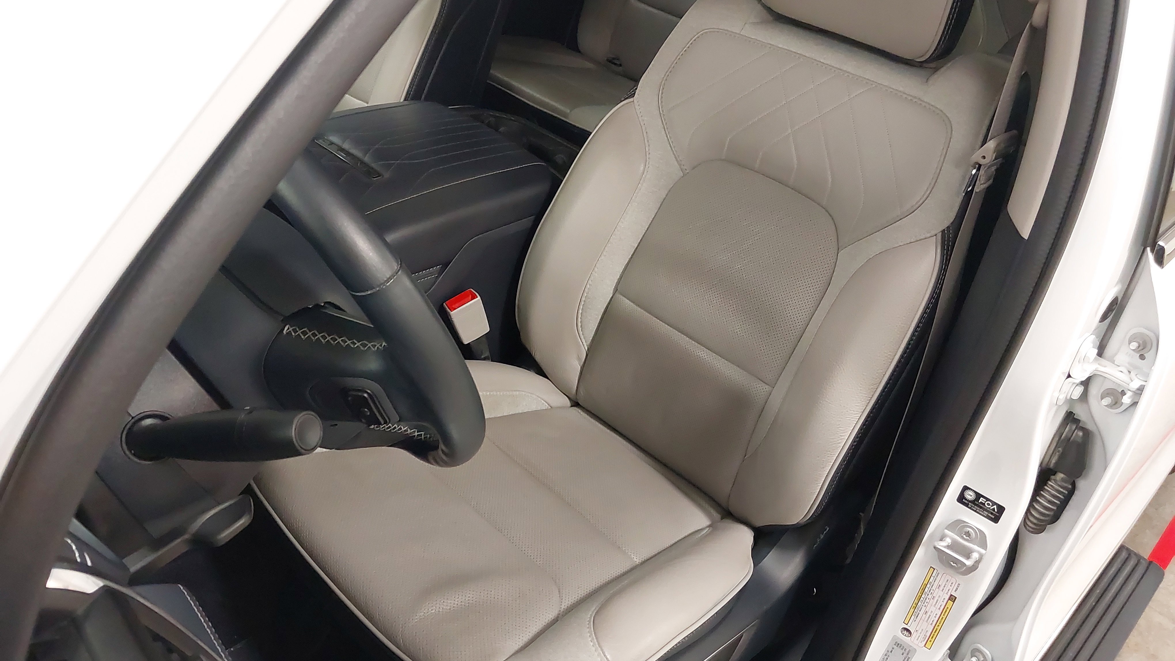 Used 2023 RAM 1500 Limited image 22