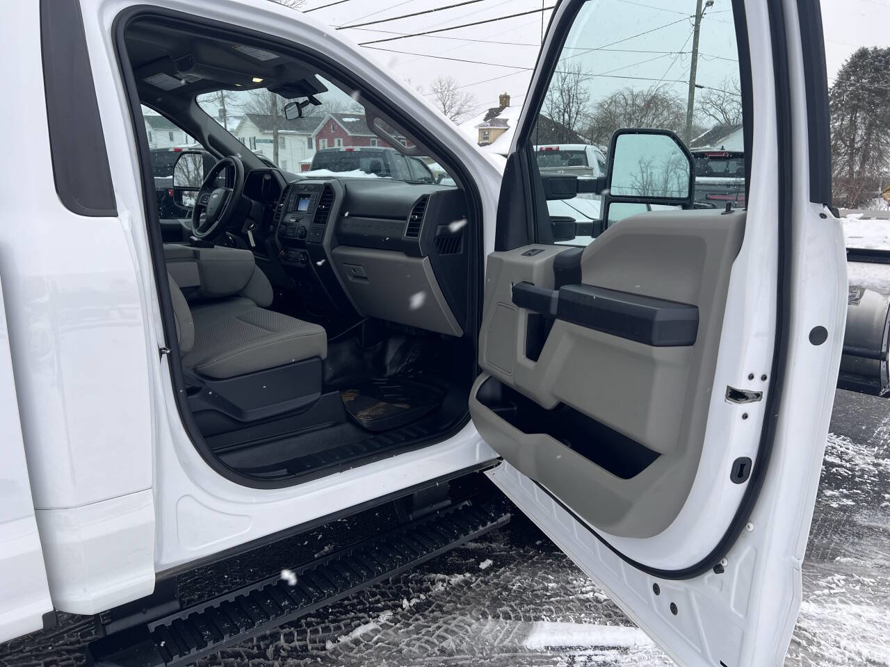 Used 2021 Ford F250 XL image 25