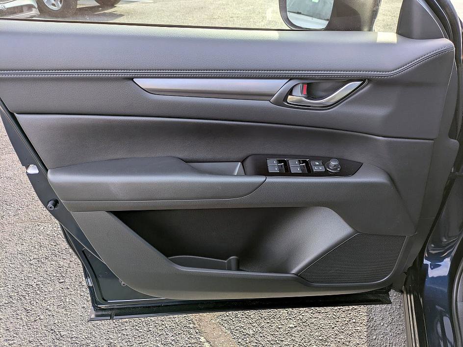 New 2025 MAZDA CX-5 AWD 2.5 S w/ Preferred Package image 11