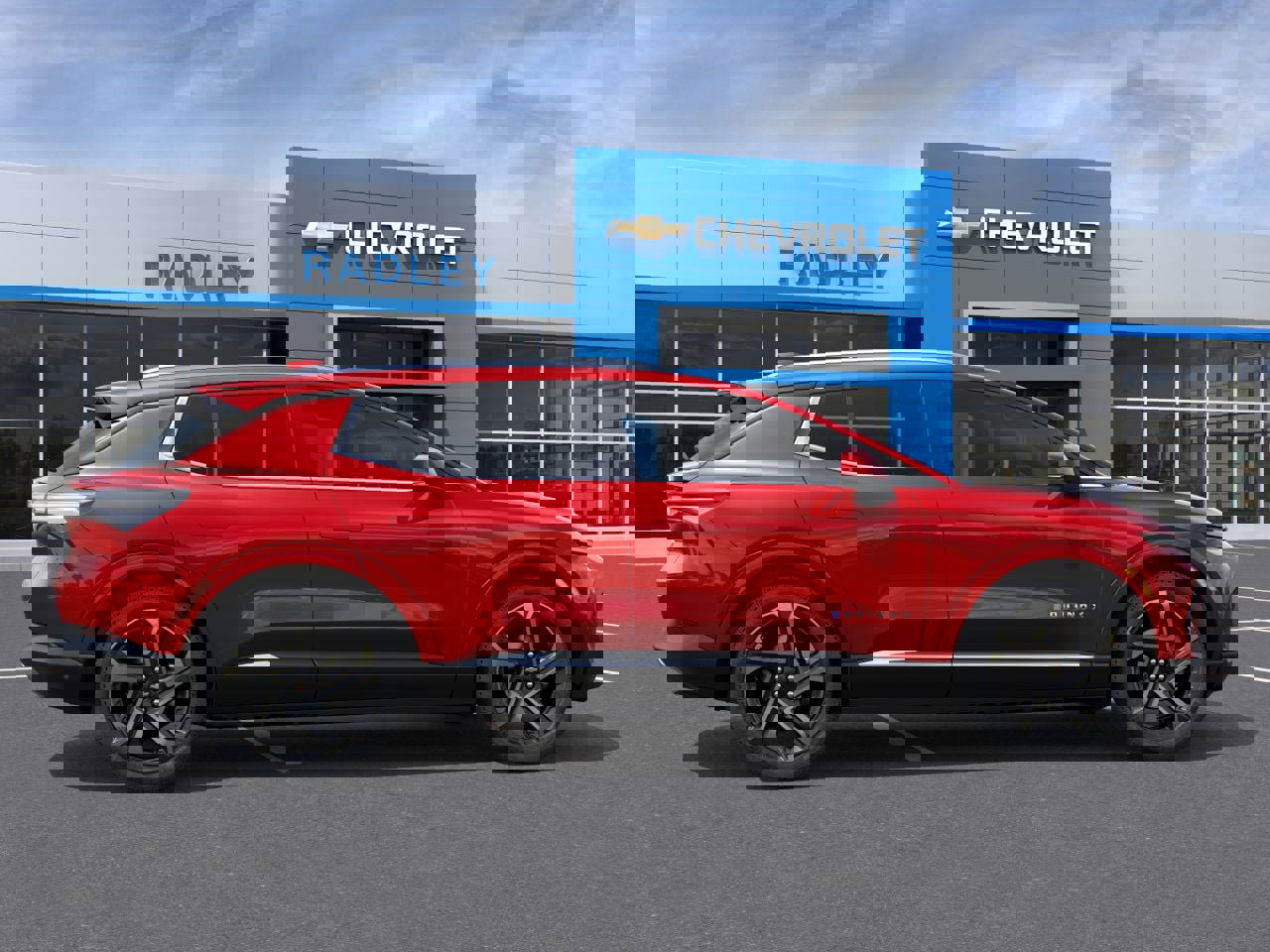 New 2025 Chevrolet Equinox EV LT w/ Convenience Package II image 29