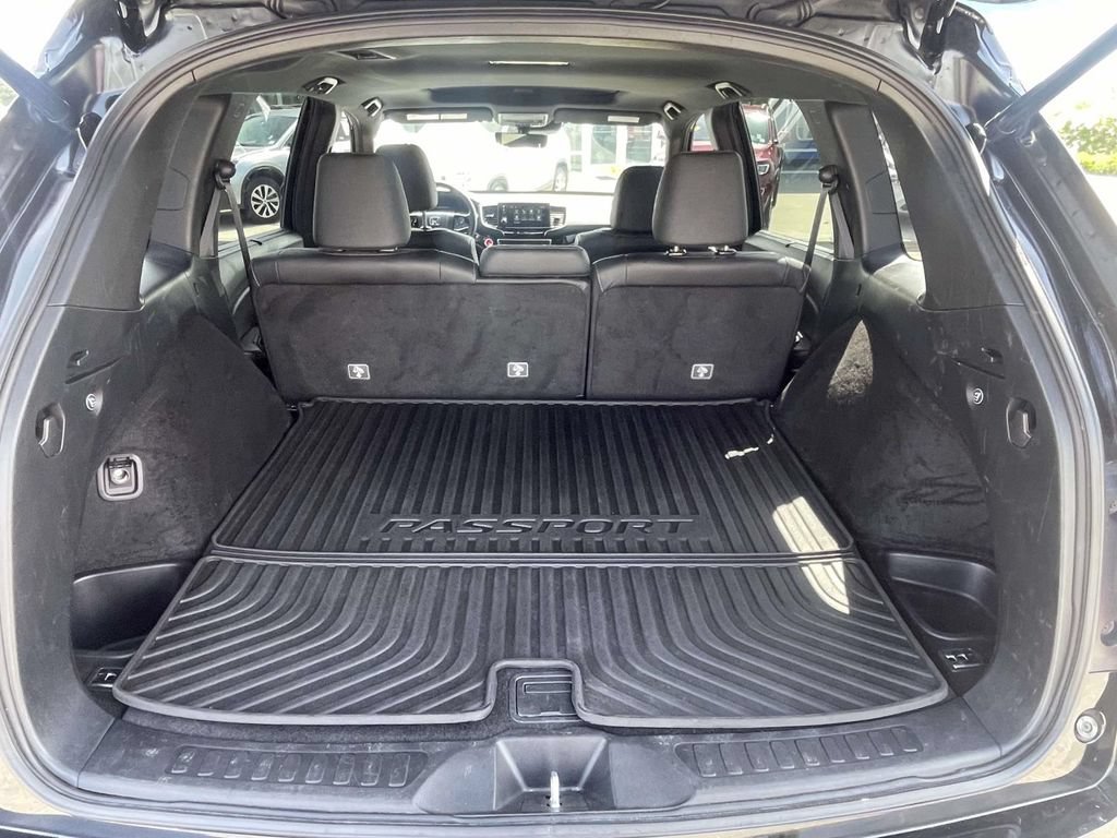 Used 2023 Honda Passport Elite image 12