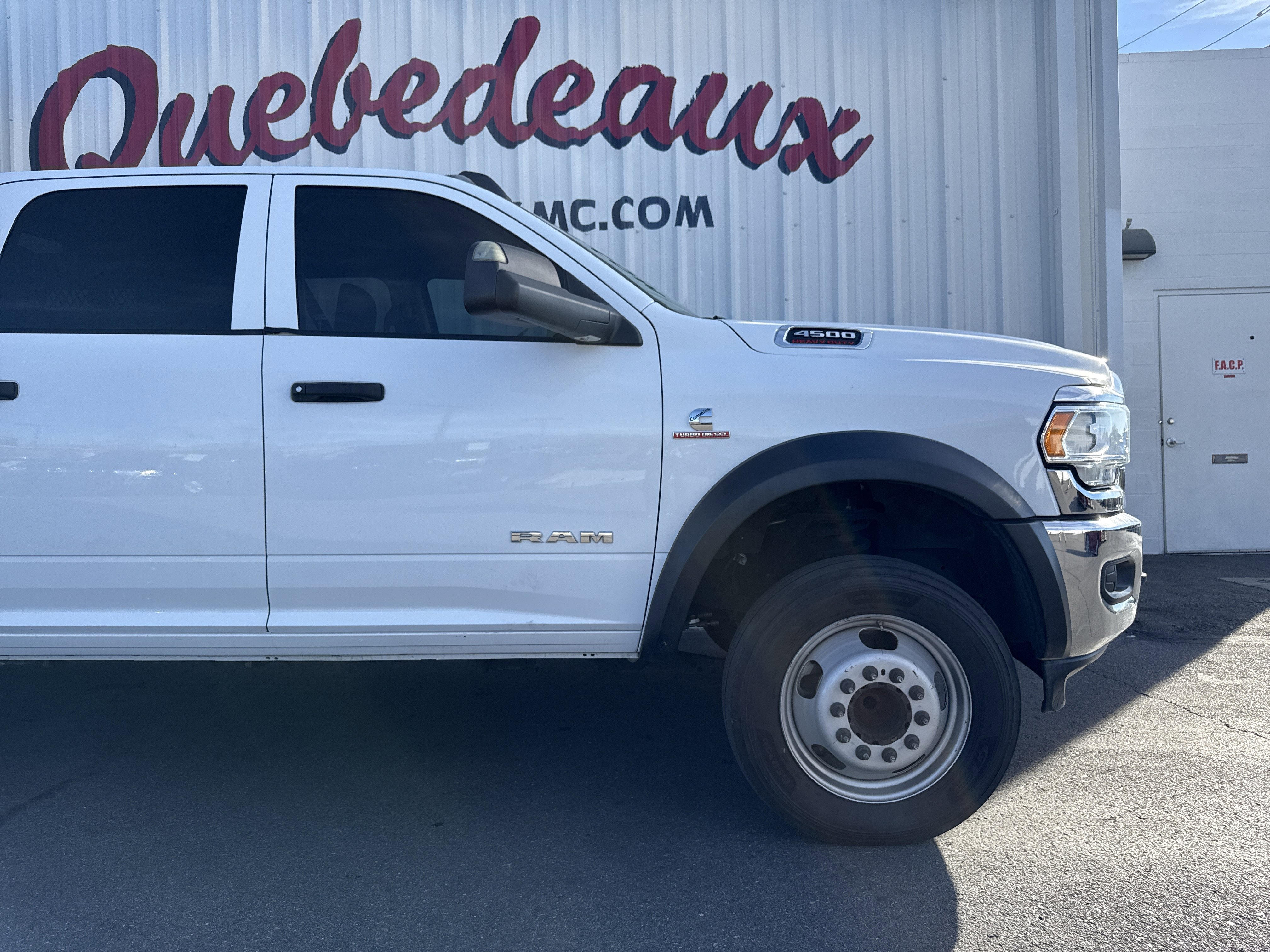 Used 2020 RAM 4500 Tradesman w/ Chrome Appearance Group image 42