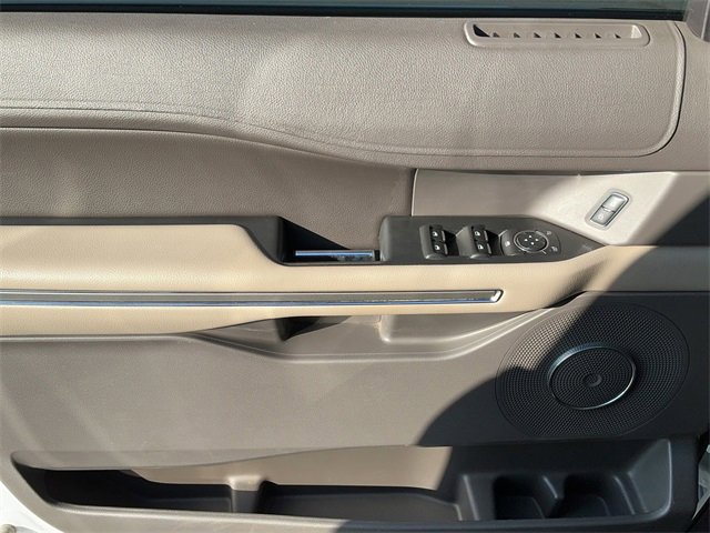 Used 2020 Ford Expedition XLT w/ Equipment Group 201A image 11