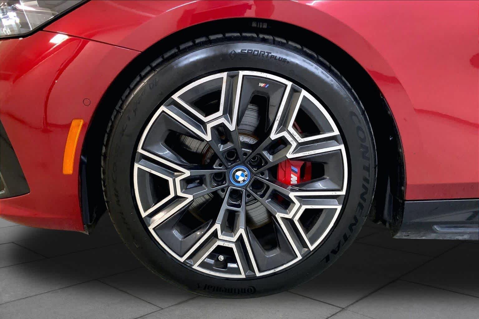 Used 2024 BMW i5 M60 w/ Premium Package AWD/4WD image 10