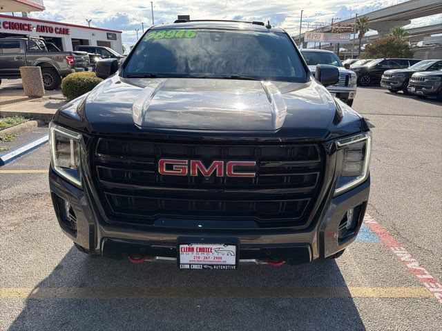 Used 2021 GMC Yukon XL AT4 w/ Technology Package AWD/4WD image 2
