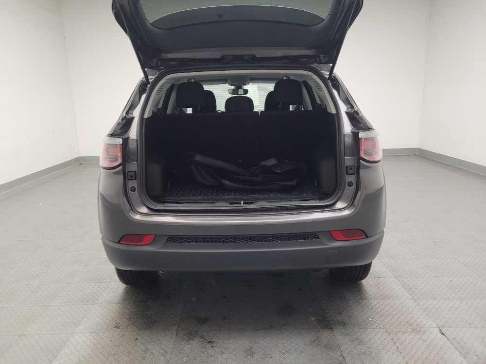 Used 2018 Jeep Compass Sport AWD/4WD image 29