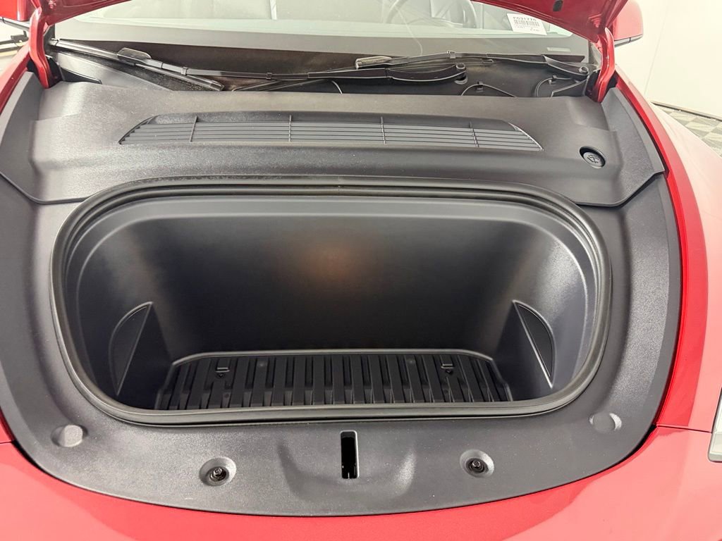 Used 2023 Tesla Model Y Long Range AWD/4WD image 34