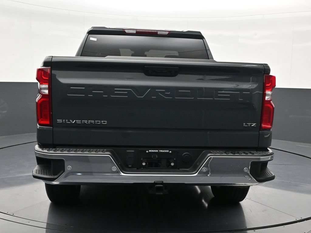 Used 2025 Chevrolet Silverado 1500 LTZ RWD image 4