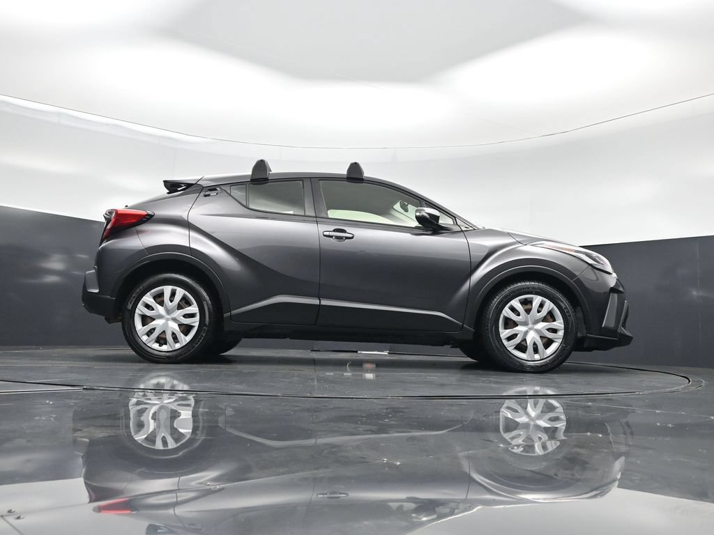 Used 2020 Toyota C-HR LE FWD image 44