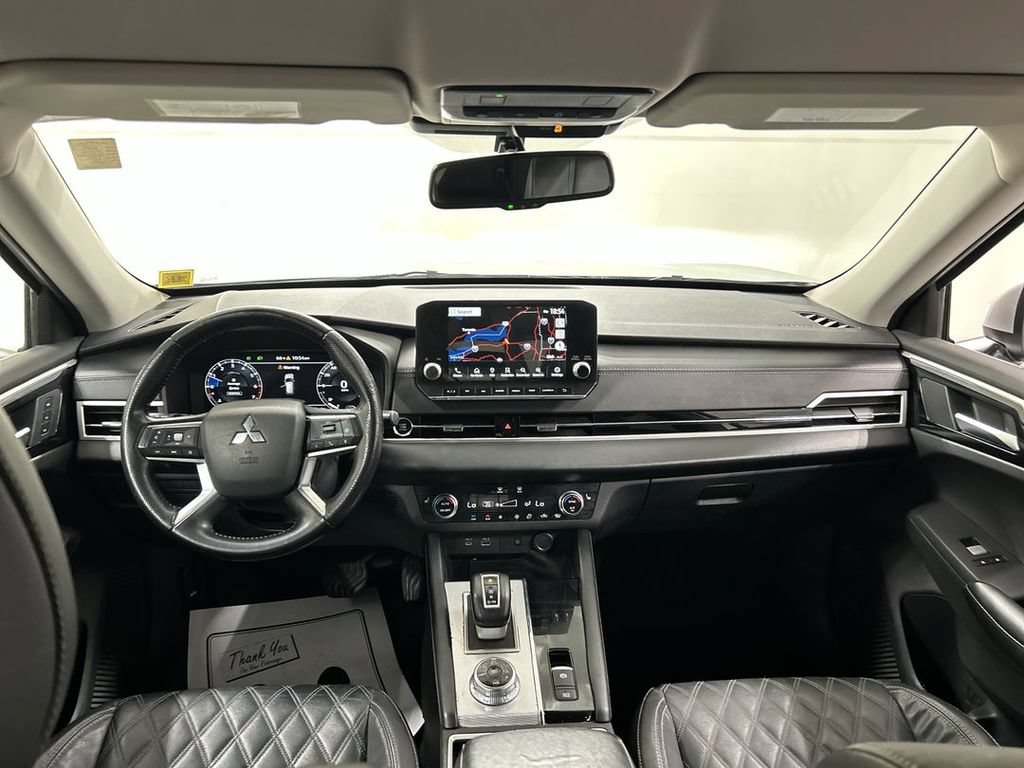 Used 2022 Mitsubishi Outlander SEL AWD/4WD image 19