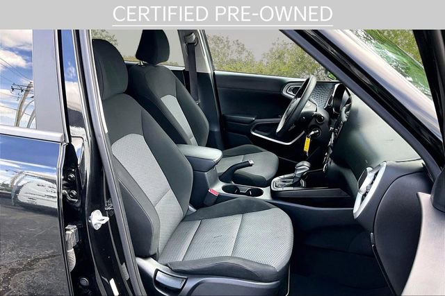 Certified 2023 Kia Soul LX w/ LX Technology Package FWD image 7