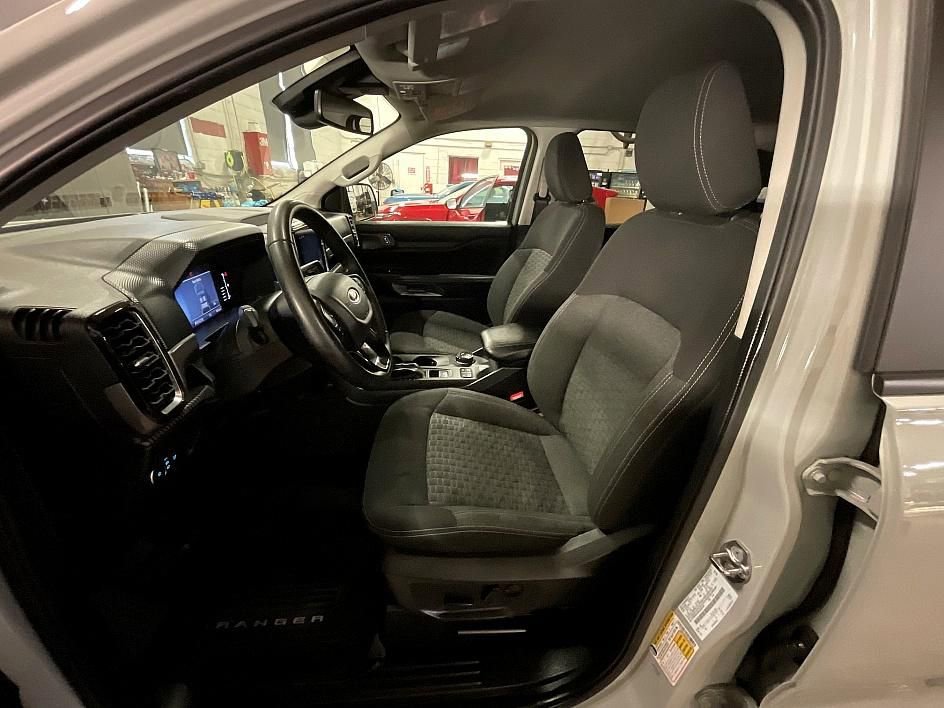 Used 2024 Ford Ranger XLT w/ Equipment Group 301A High image 4