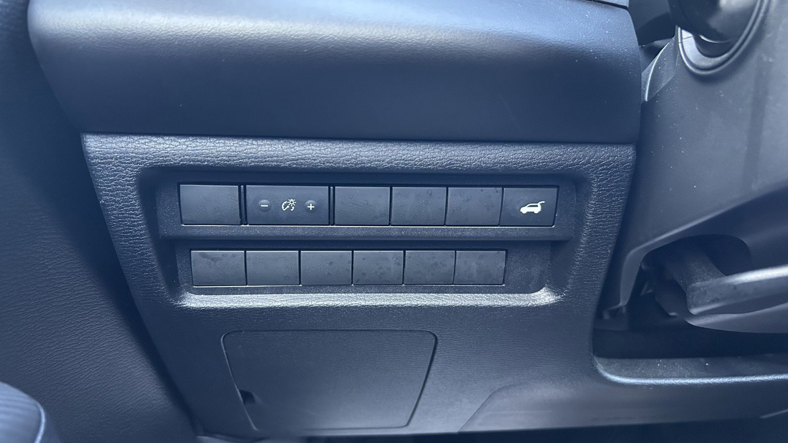 Used 2024 Mitsubishi Outlander SE image 22