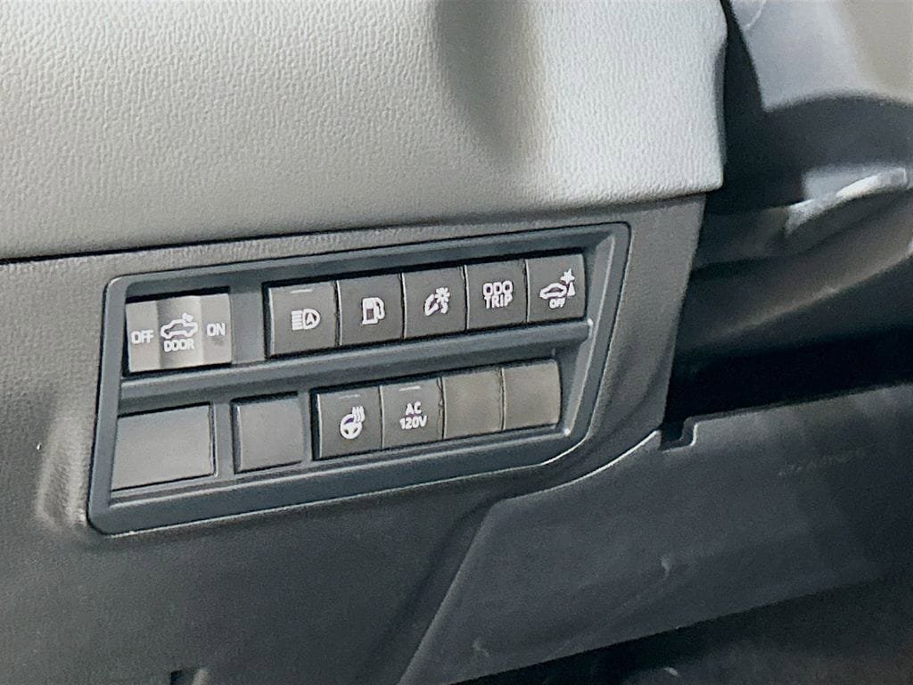 New 2026 Toyota Tundra Limited AWD/4WD image 11