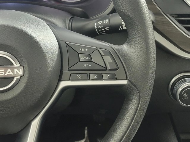Used 2024 Nissan Altima 2.5 SV FWD image 28