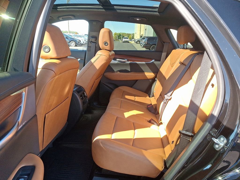 Certified 2025 Cadillac XT5 Premium Luxury w/ Technology Package image 10