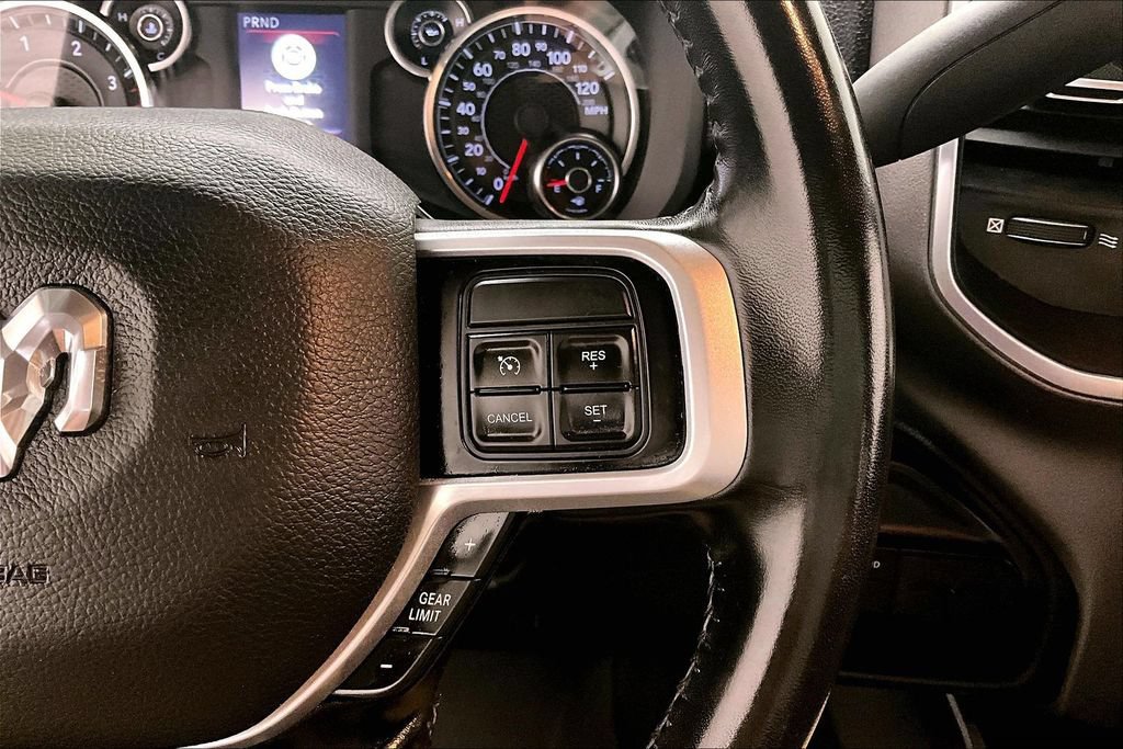 Used 2022 RAM 3500 Big Horn w/ Night Edition AWD/4WD image 13