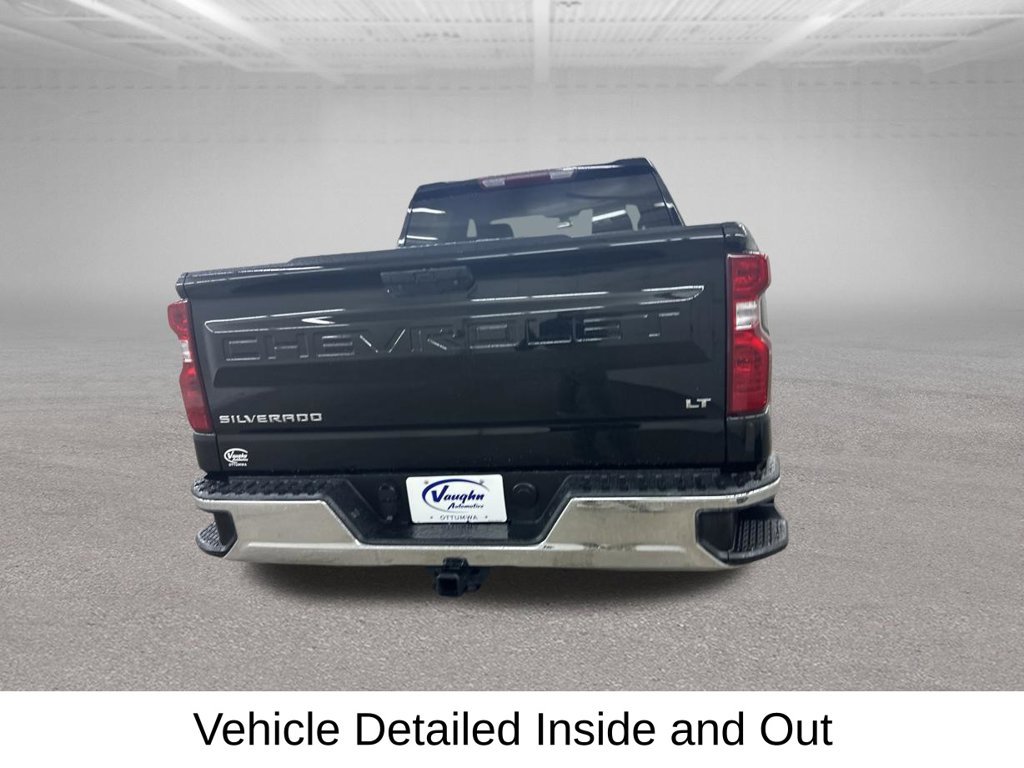 Used 2022 Chevrolet Silverado 1500 LT AWD/4WD image 13