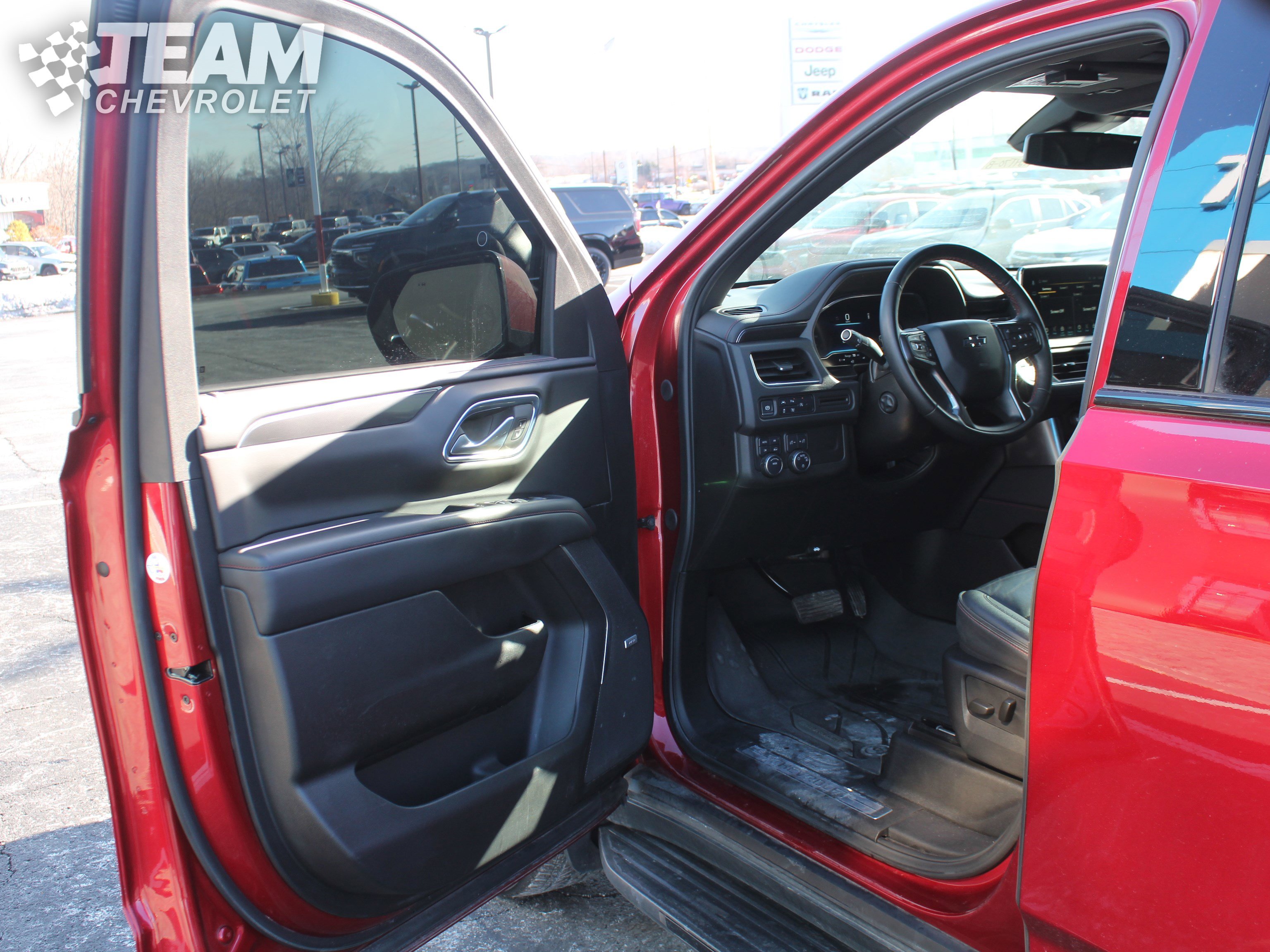 Certified 2024 Chevrolet Suburban RST w/ Luxury Package image 10