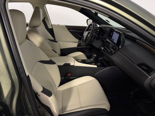 Used 2024 Lexus ES 350 w/ Premium Package image 15