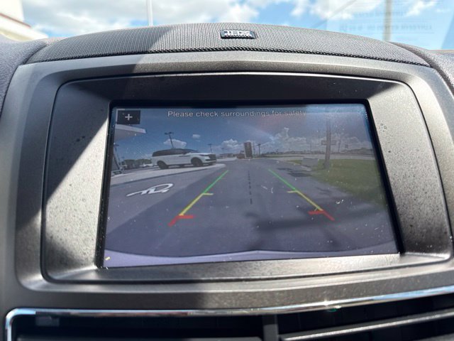 Used 2016 Lincoln MKT AWD image 16