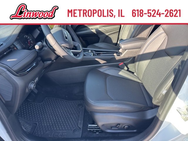 New 2025 Jeep Compass Latitude w/ Convenience Group image 16