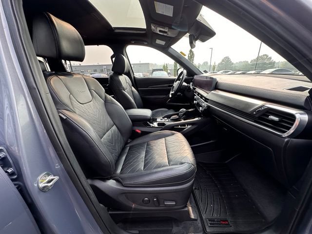 Used 2023 Kia Telluride SX X-Line AWD/4WD image 30