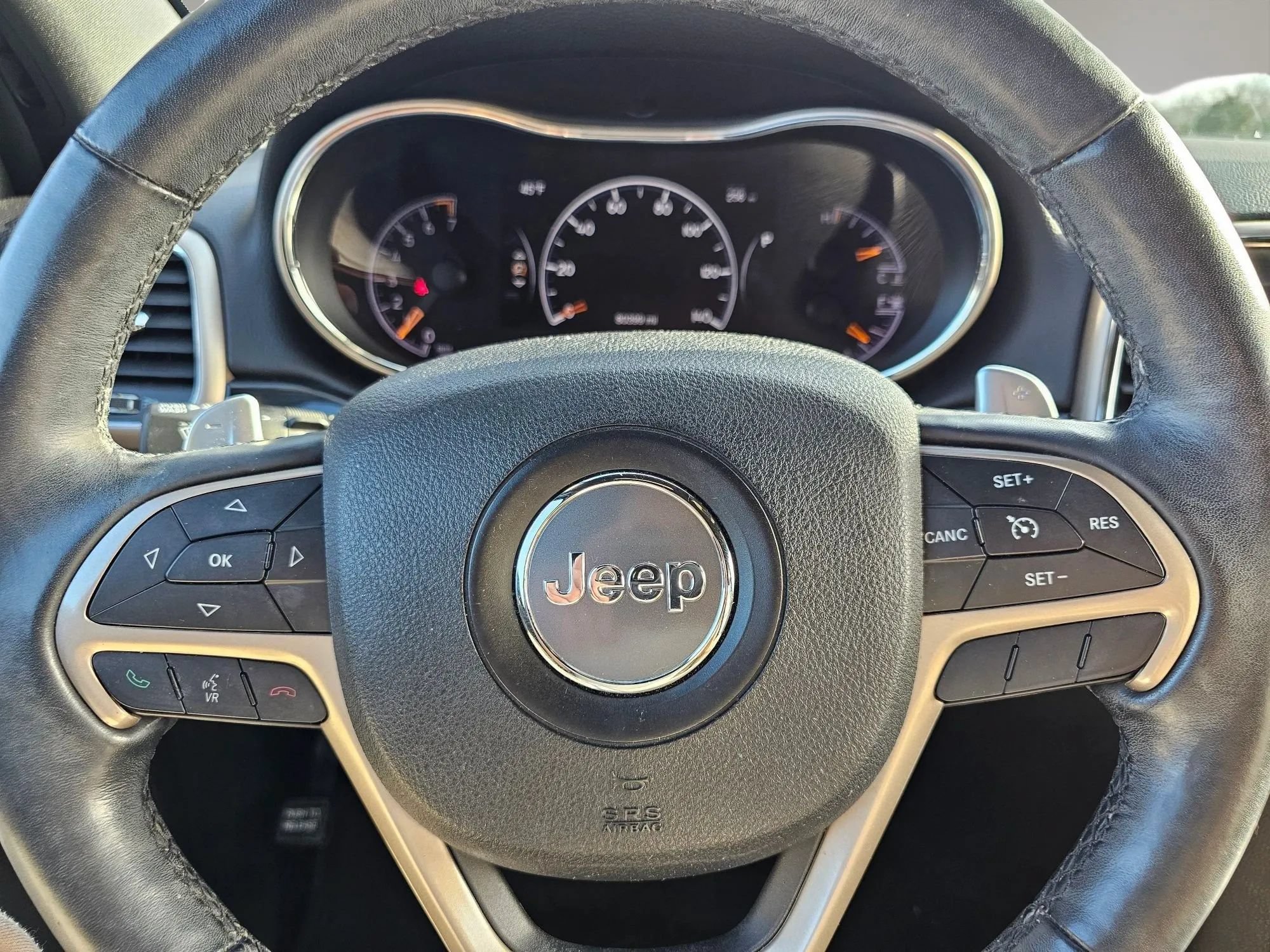 Used 2016 Jeep Grand Cherokee Limited 75th Anniversary RWD image 11