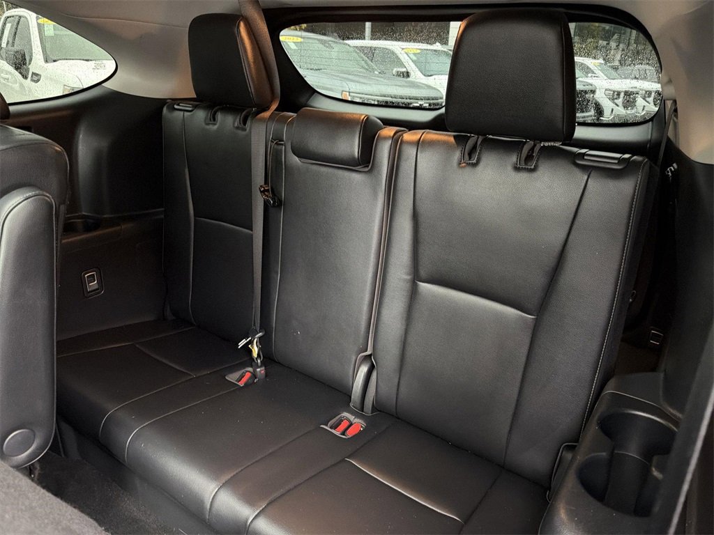Used 2020 Toyota Highlander Platinum image 30
