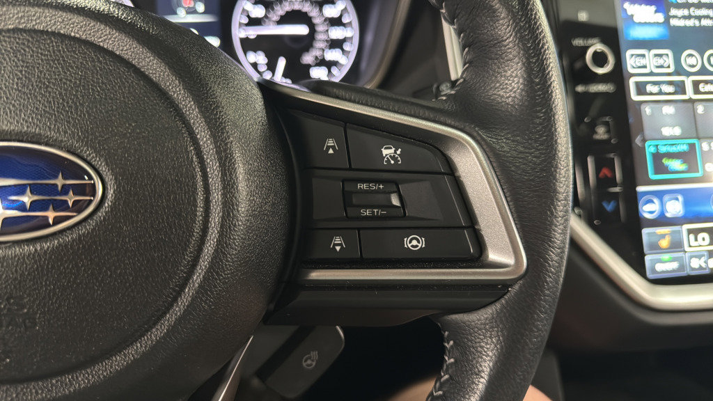 Certified 2023 Subaru Ascent Limited w/ Technology Package image 40