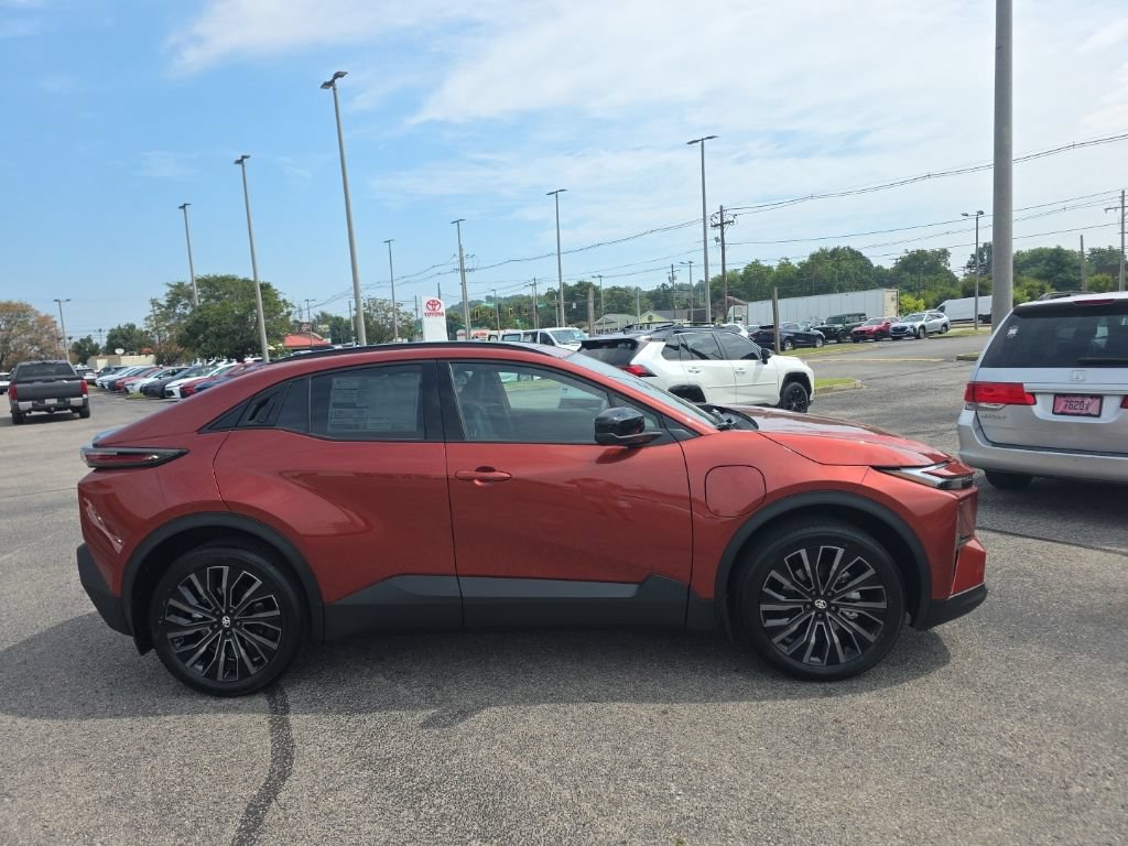 New 2026 Toyota C-HR AWD/4WD image 3