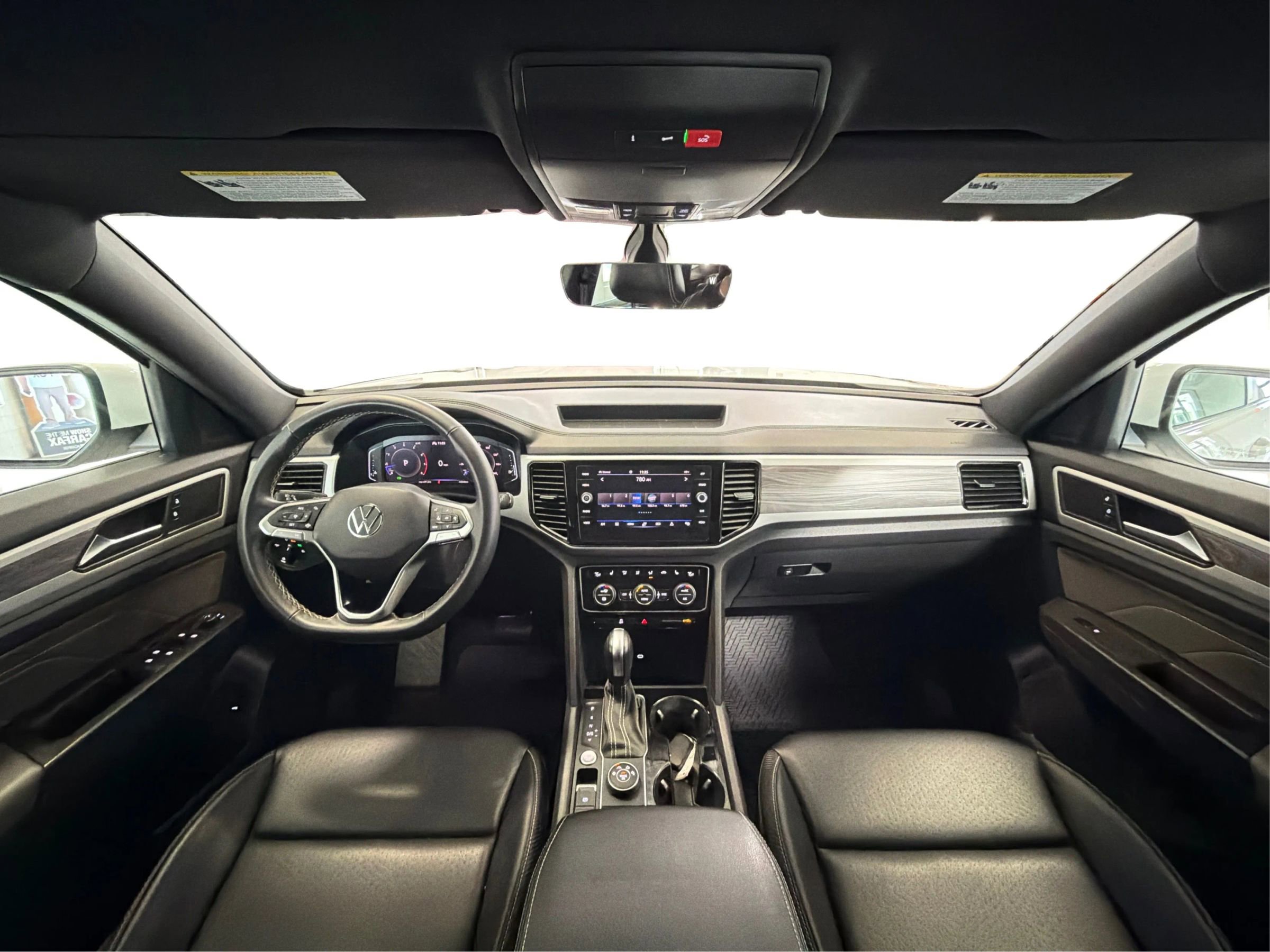 Used 2022 Volkswagen Atlas Cross Sport SE image 27