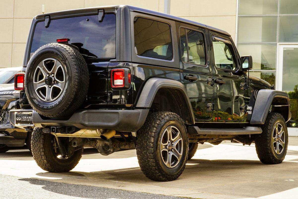 Used 2018 Jeep Wrangler Unlimited Sport S AWD/4WD image 12