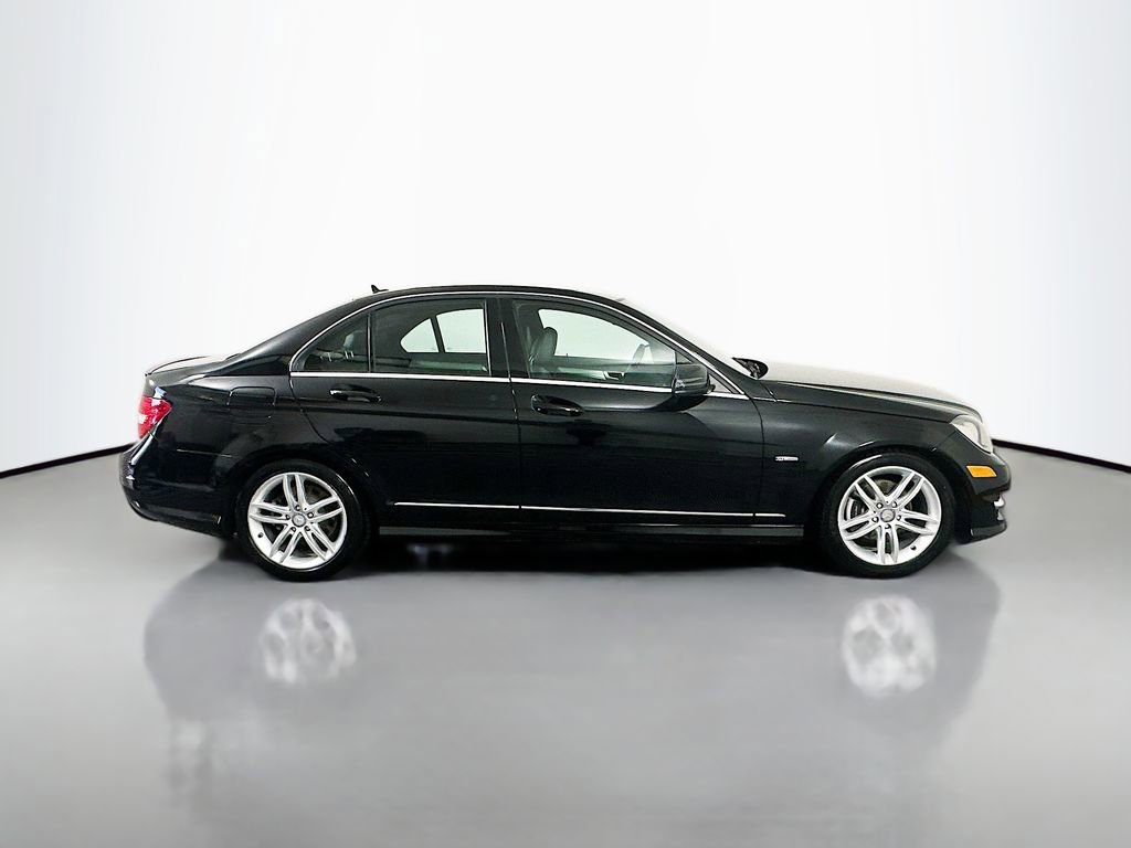 Used 2012 Mercedes-Benz C 250 Sedan image 4