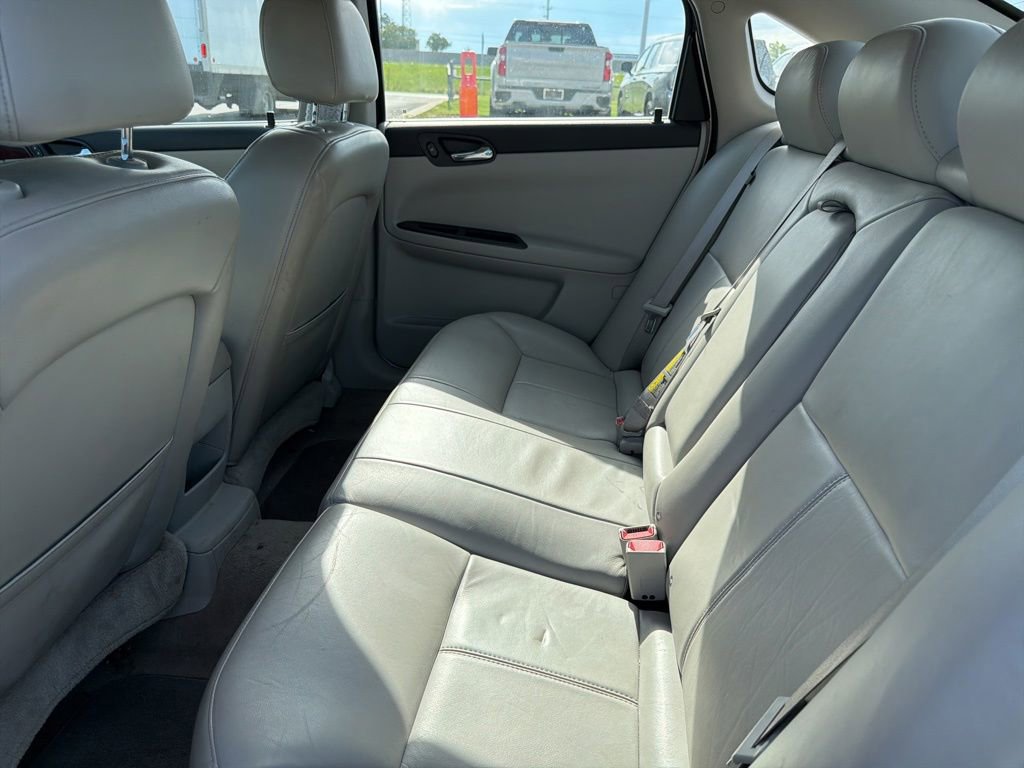 Used 2006 Chevrolet Impala LT FWD image 8