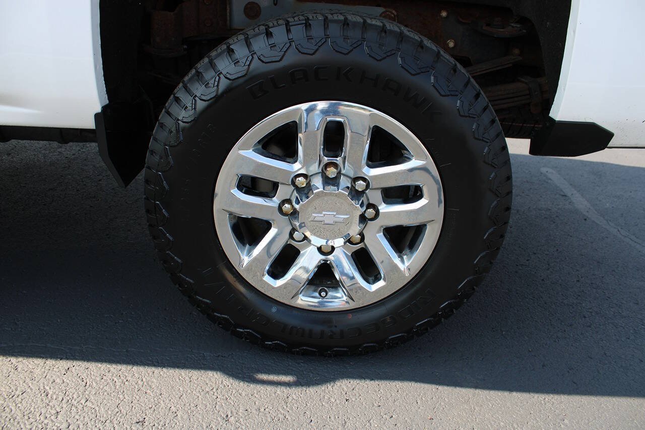 Used 2019 Chevrolet Silverado 3500 High Country w/ Duramax Plus Package AWD/4WD image 19