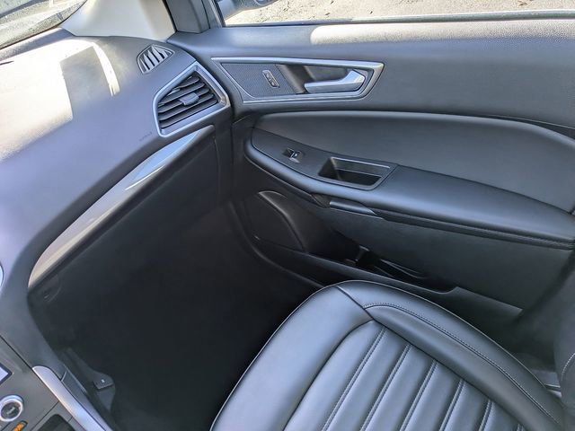 Used 2024 Ford Edge SEL w/ Convenience Package image 17