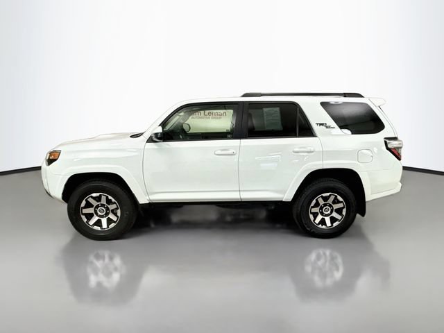 Used 2024 Toyota 4Runner TRD Off-Road AWD/4WD image 4